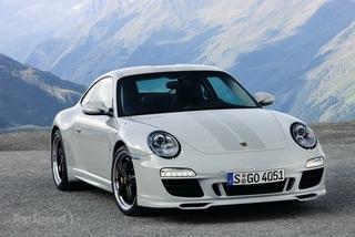 Появилось новое изображение модели Porsche 911 GT2 RS