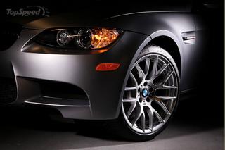 BMW выпускает изображения модели-эксклюзива для Америки.